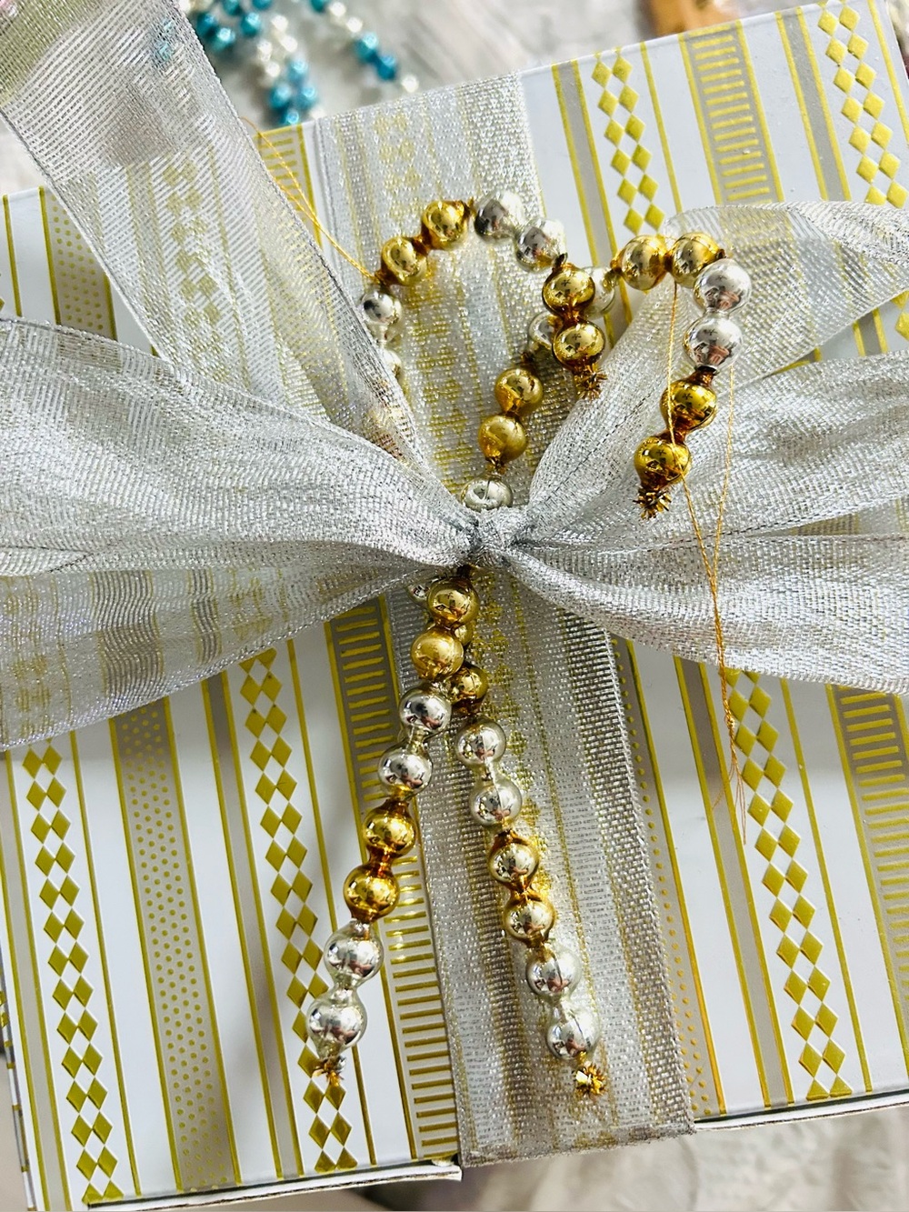 🎄 Vintage repurposed mercury glass bead candy cane holiday Christmas ornaments - Picture 2 of 6